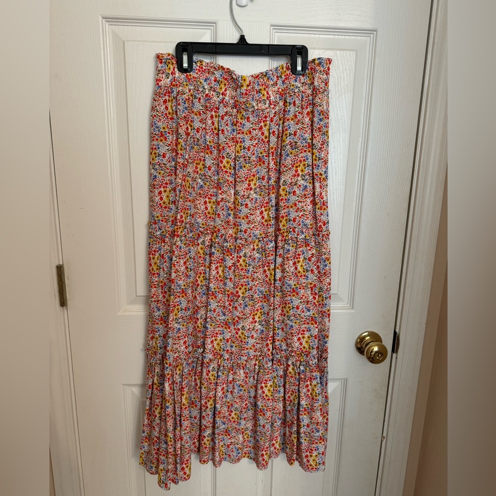 Loft Floral Skirt Medium